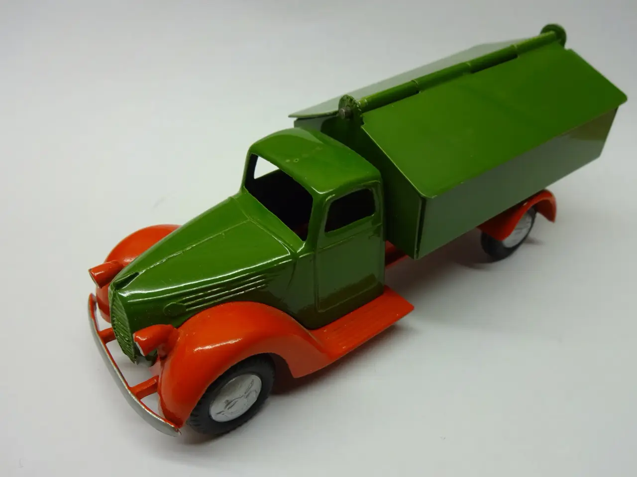 Billede 2 - Tekno Ladkasselåg til Ford V8
