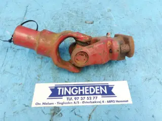 Massey Ferguson 190 Kardan Muffe 700706087