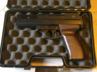 BSA luftpistol 240 Magnum 4,5mm