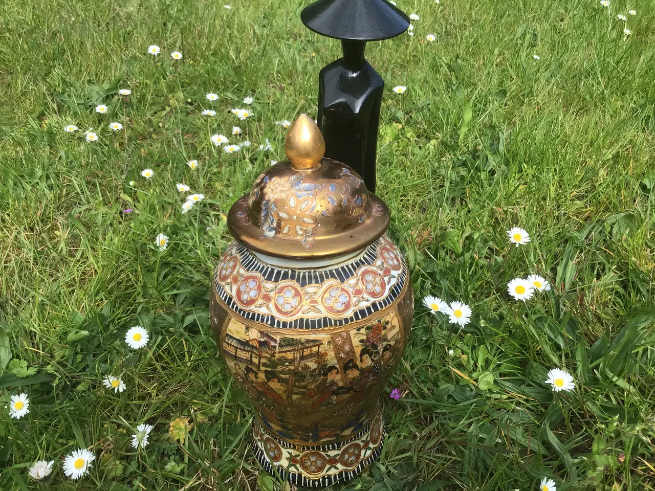 Billede 4 - Satsuma vase. Blå vase med 2 lysestager.