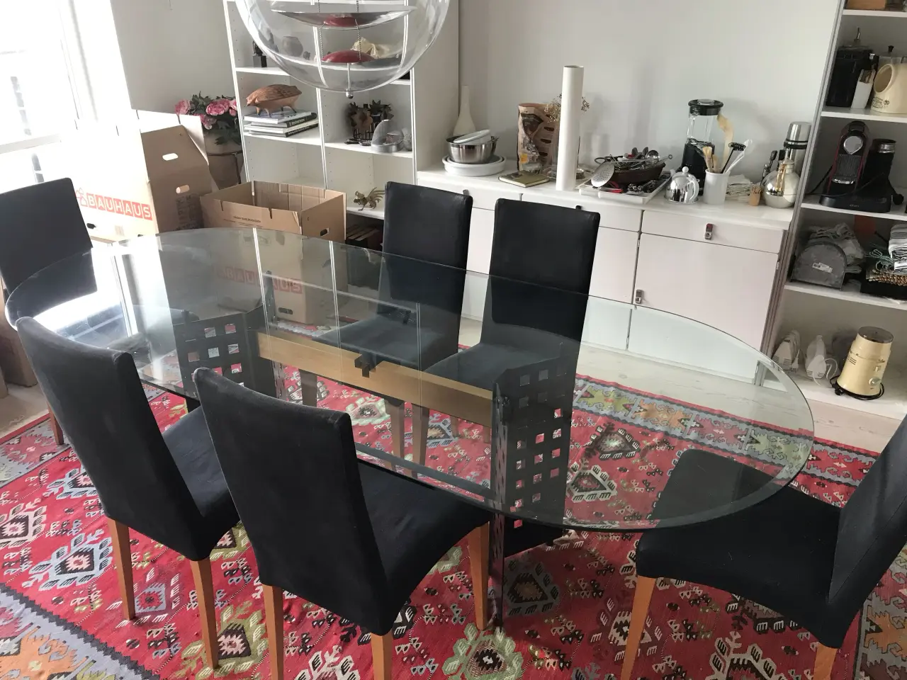 Billede 1 - Spisebord med glasplade