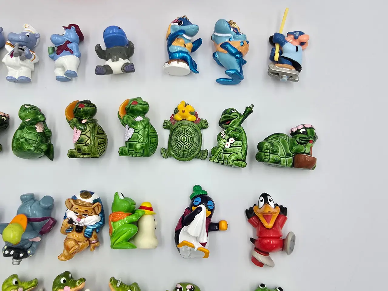 Billede 5 - Stort Kinder æg med 50 figurer