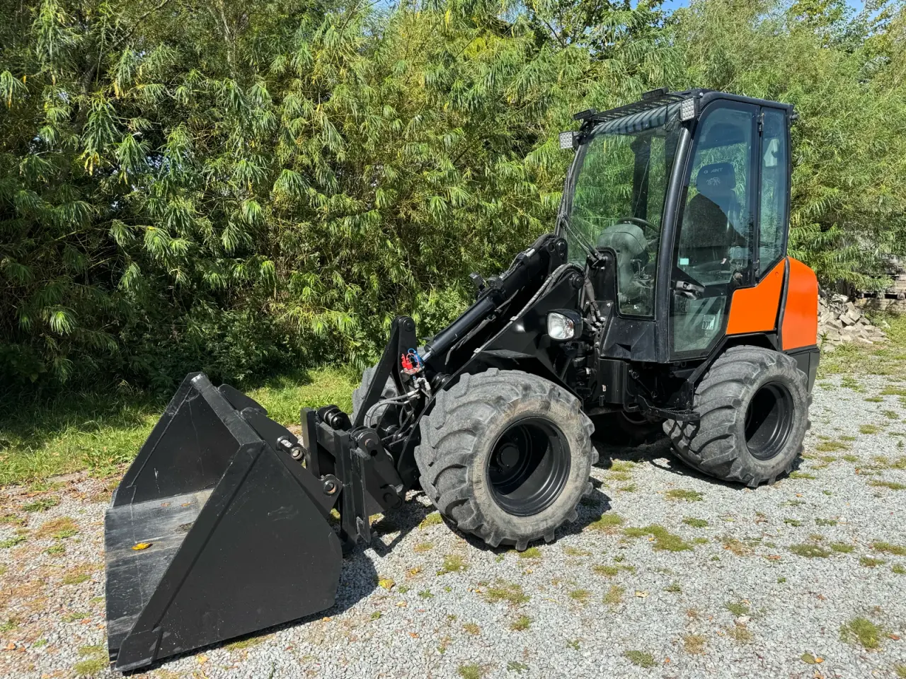 Billede 1 - Giant 452 - årg 2016