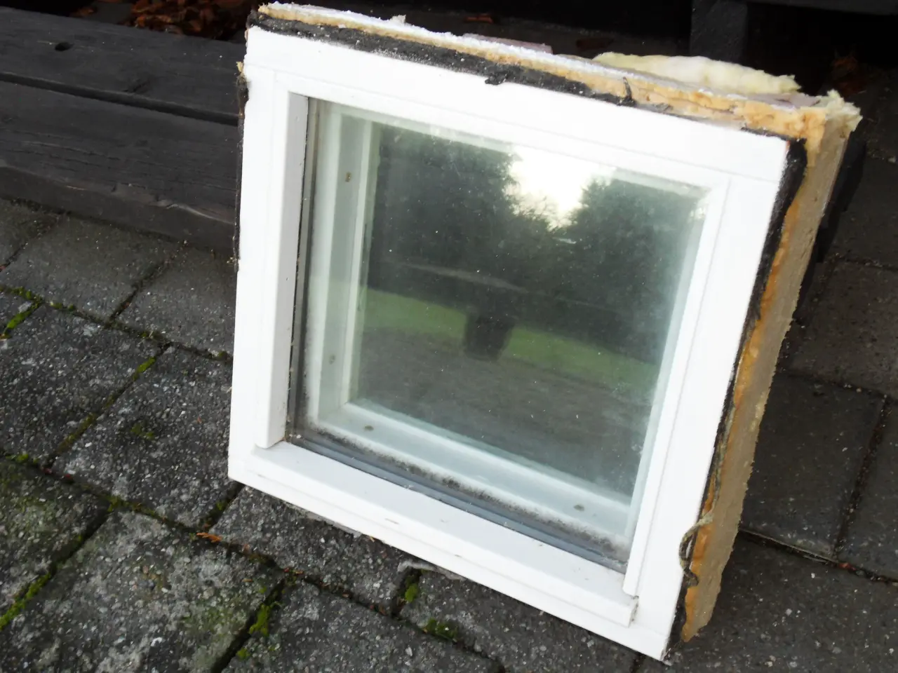 Billede 2 - VINDUE  41x41 cm.  Fastkarm. Dobb. glas