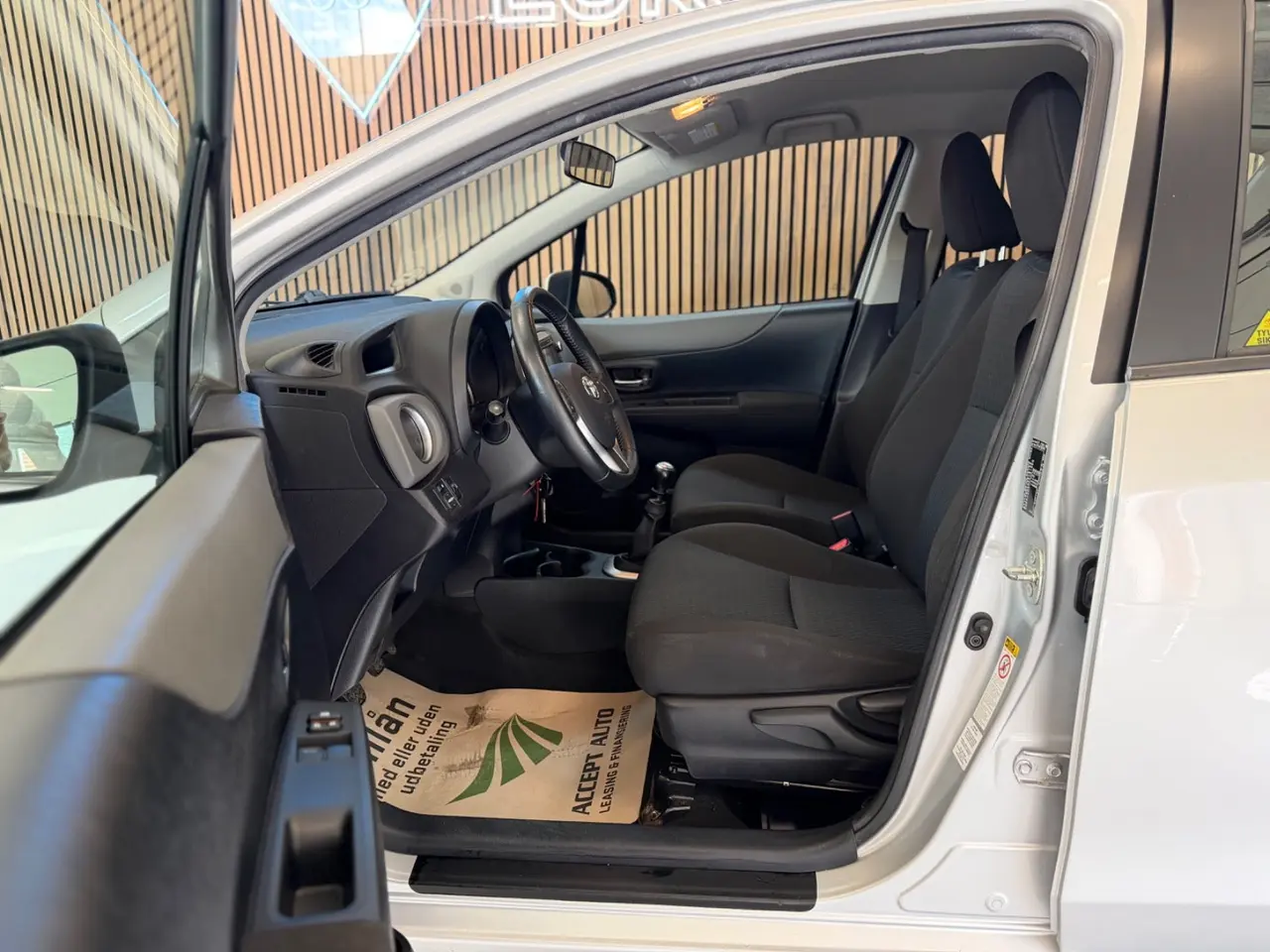 Billede 8 - Toyota Yaris 1,3 VVT-i T2