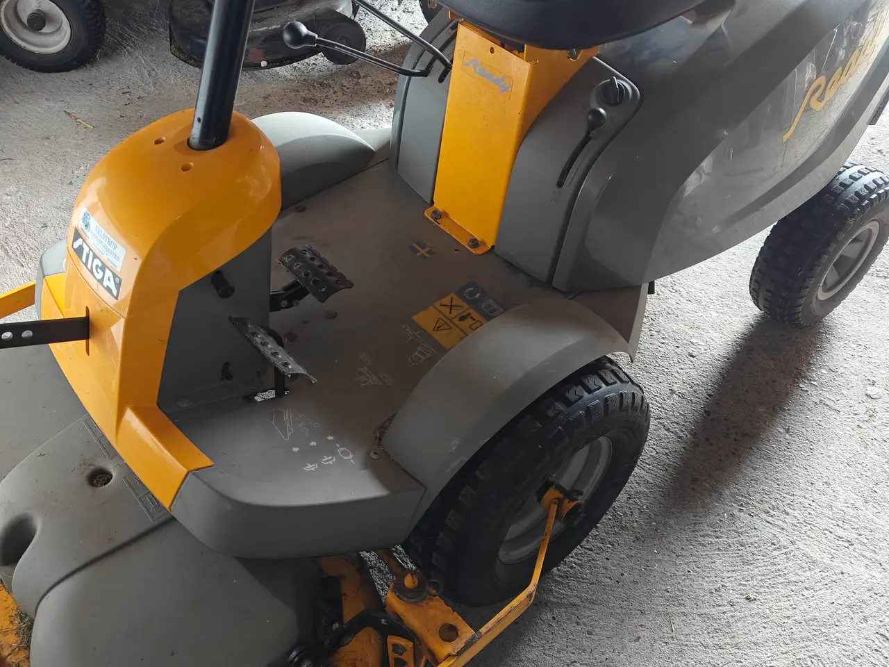 Billede 1 - Stiga havetraktor 