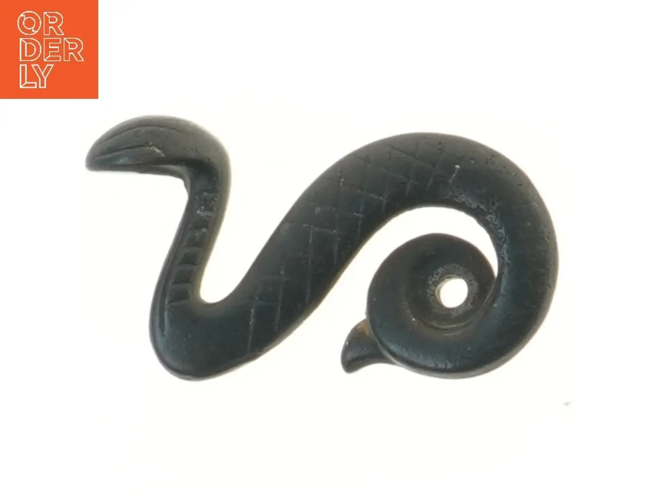 Billede 1 - Sort dekoration i form af en slynget figur (str. 13x7 cm)