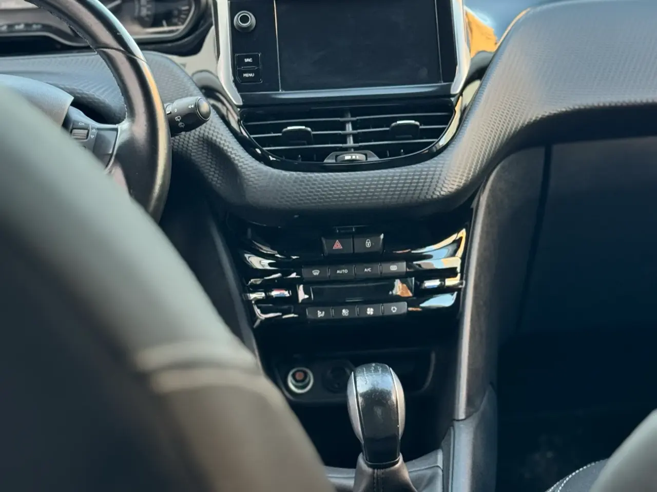 Billede 9 - 2017 Peugeot 208 (B. Cam, Facelift Model,A. Alloy)