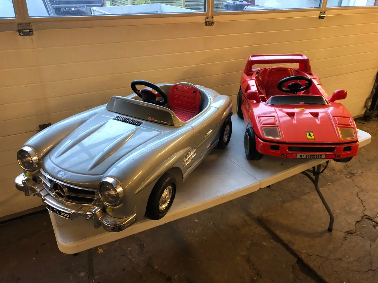 Billede 1 - Elektriske retro børne biler - F40 og 300SL