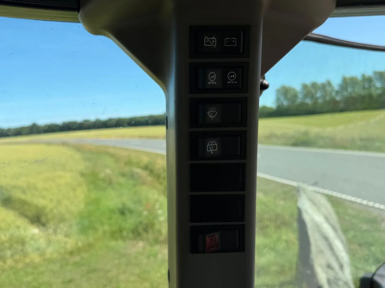Billede 14 - Case IH Farmall 120C Let brugt traktor, kun 577 timer - Vendegear og Aircon