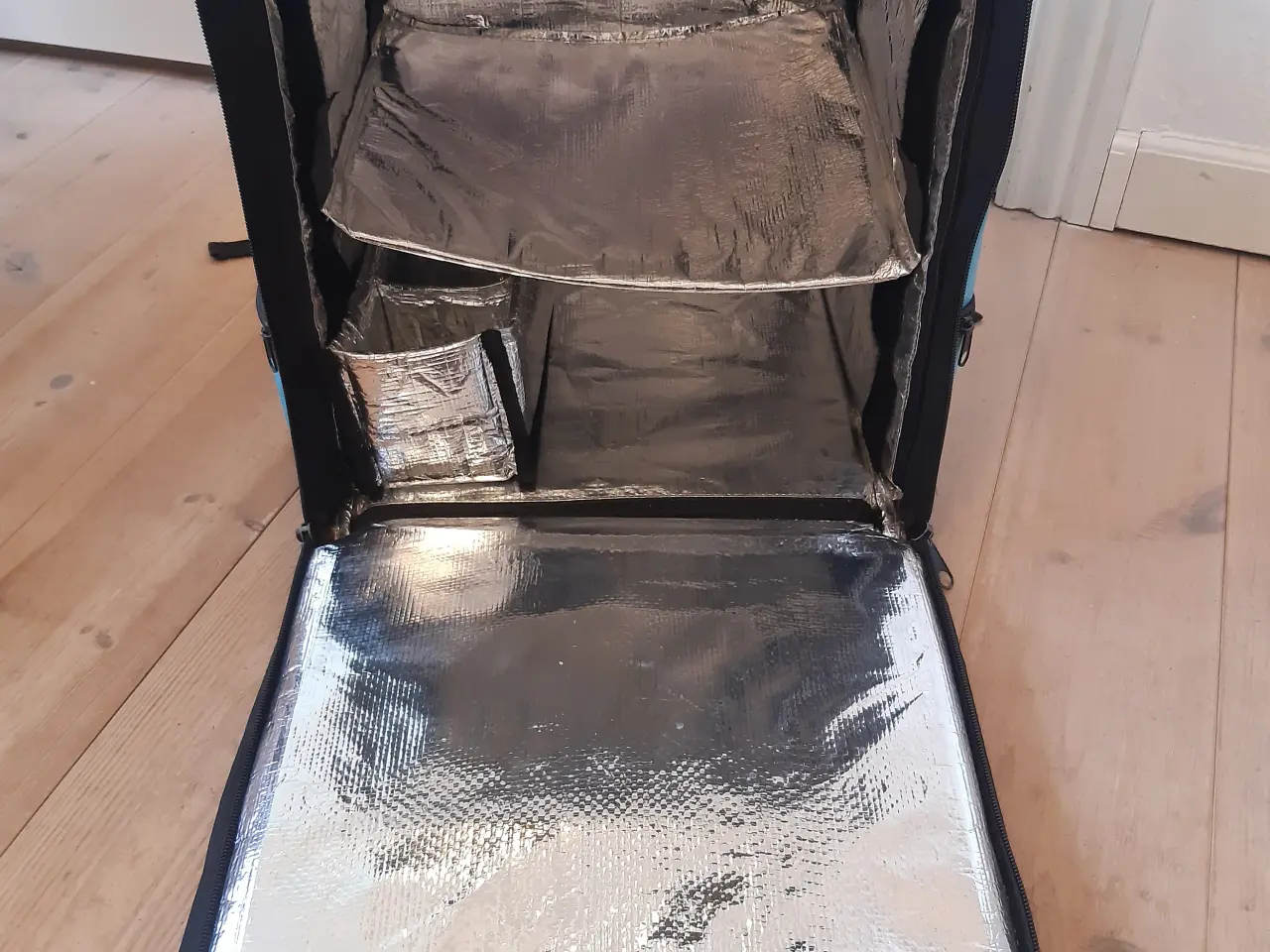 Billede 3 - Wolt taske mm.