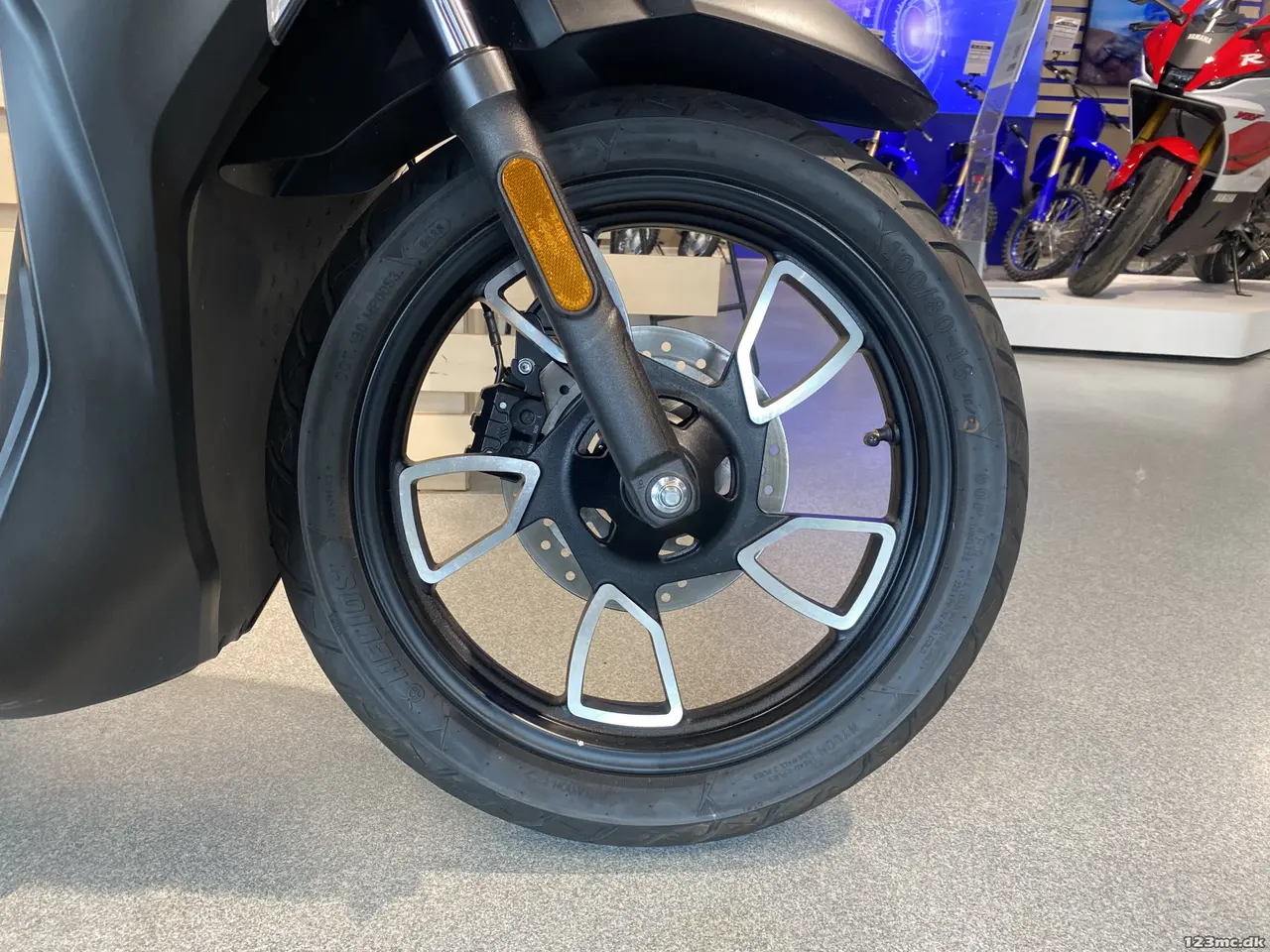 Billede 13 - Voge SR16