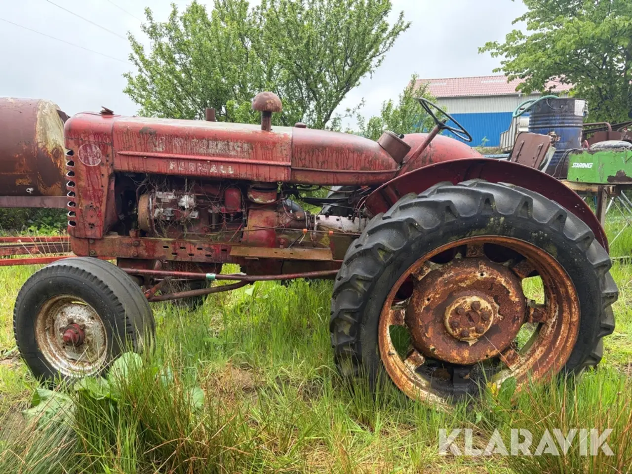 Billede 2 - Traktor McCormick International B-450