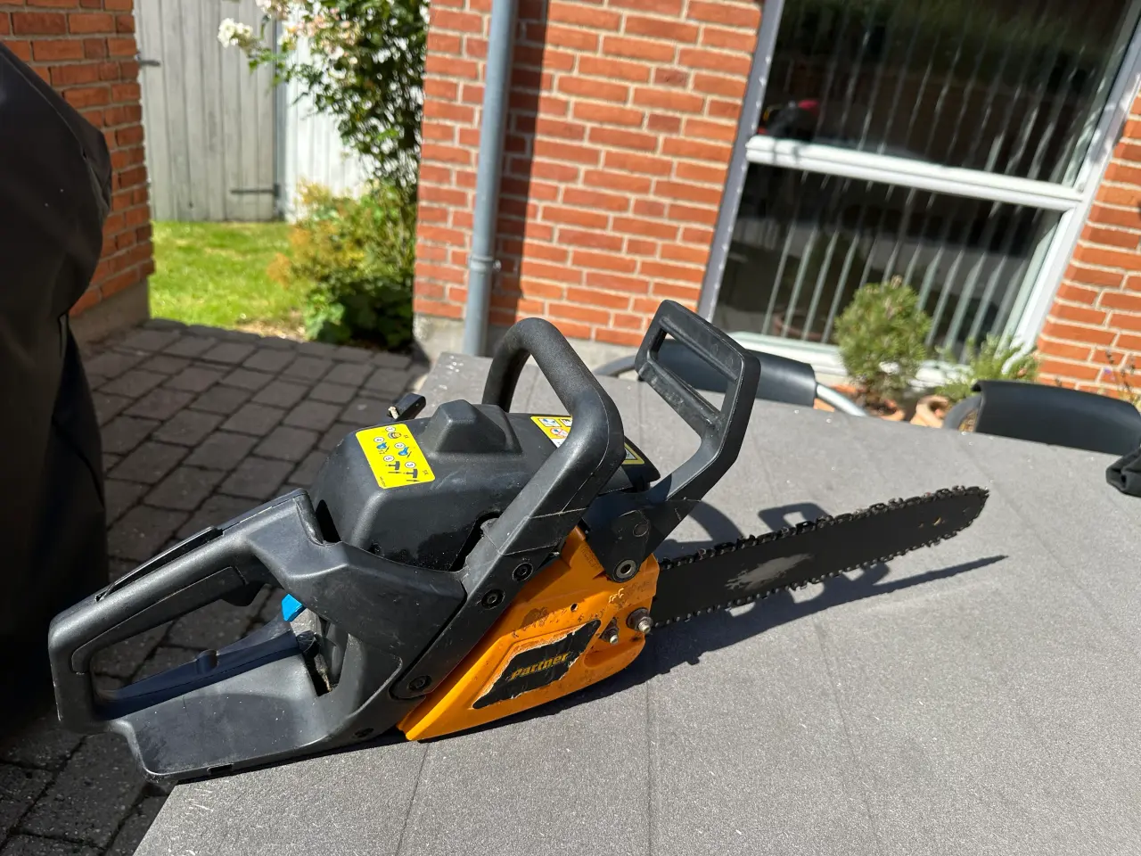 Billede 3 - Motorsav, hjelm og sikkerhedshandsker