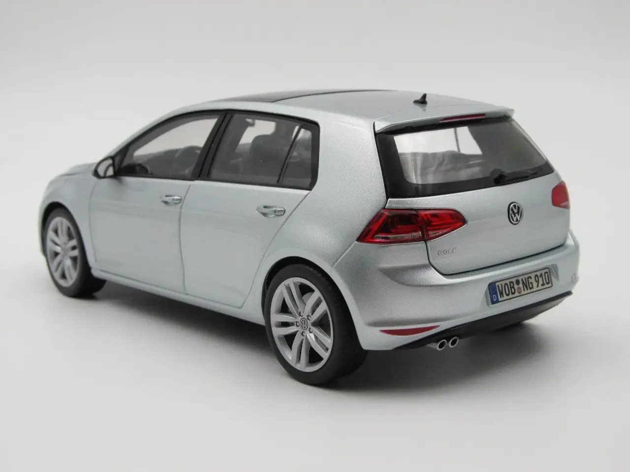 Billede 6 - 2013 VW Golf 7 / VII Dealer Edition - 1:18