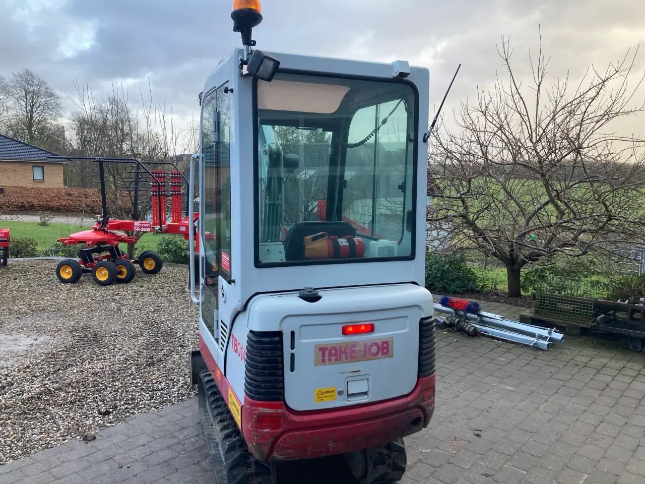 Billede 2 - Minigraver Takeuchi 014