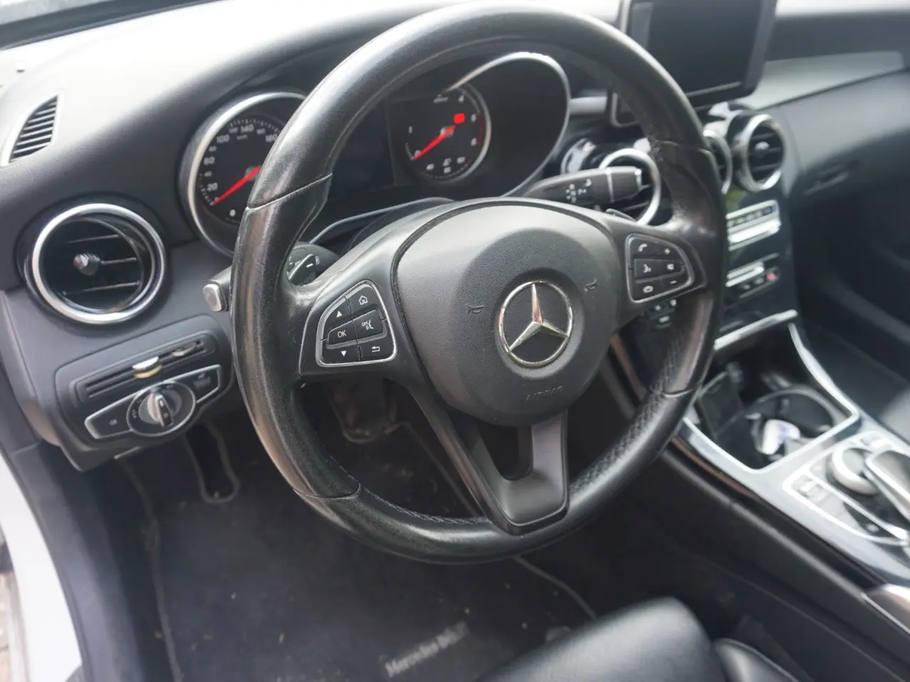 Billede 3 - Mercedes C220 d 2,2 AMG Line stc. aut.