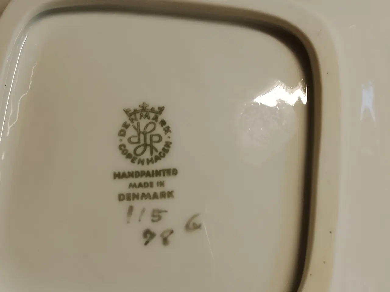 Billede 2 - Royal copenhagen platte askebæger svale motiv
