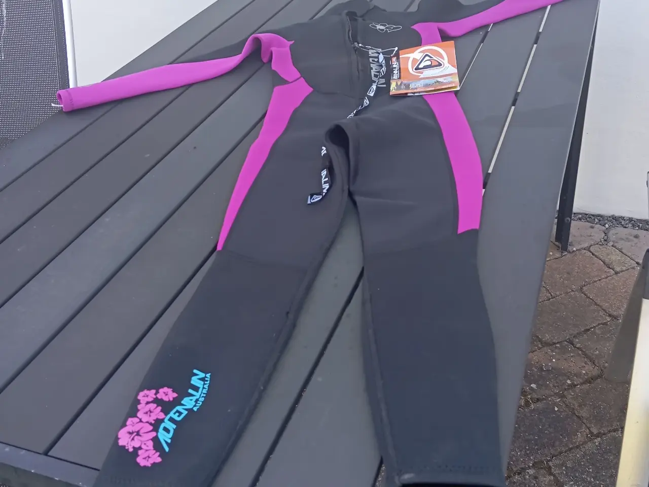 Billede 1 - Våddragt pige model i pink. NYPRIS