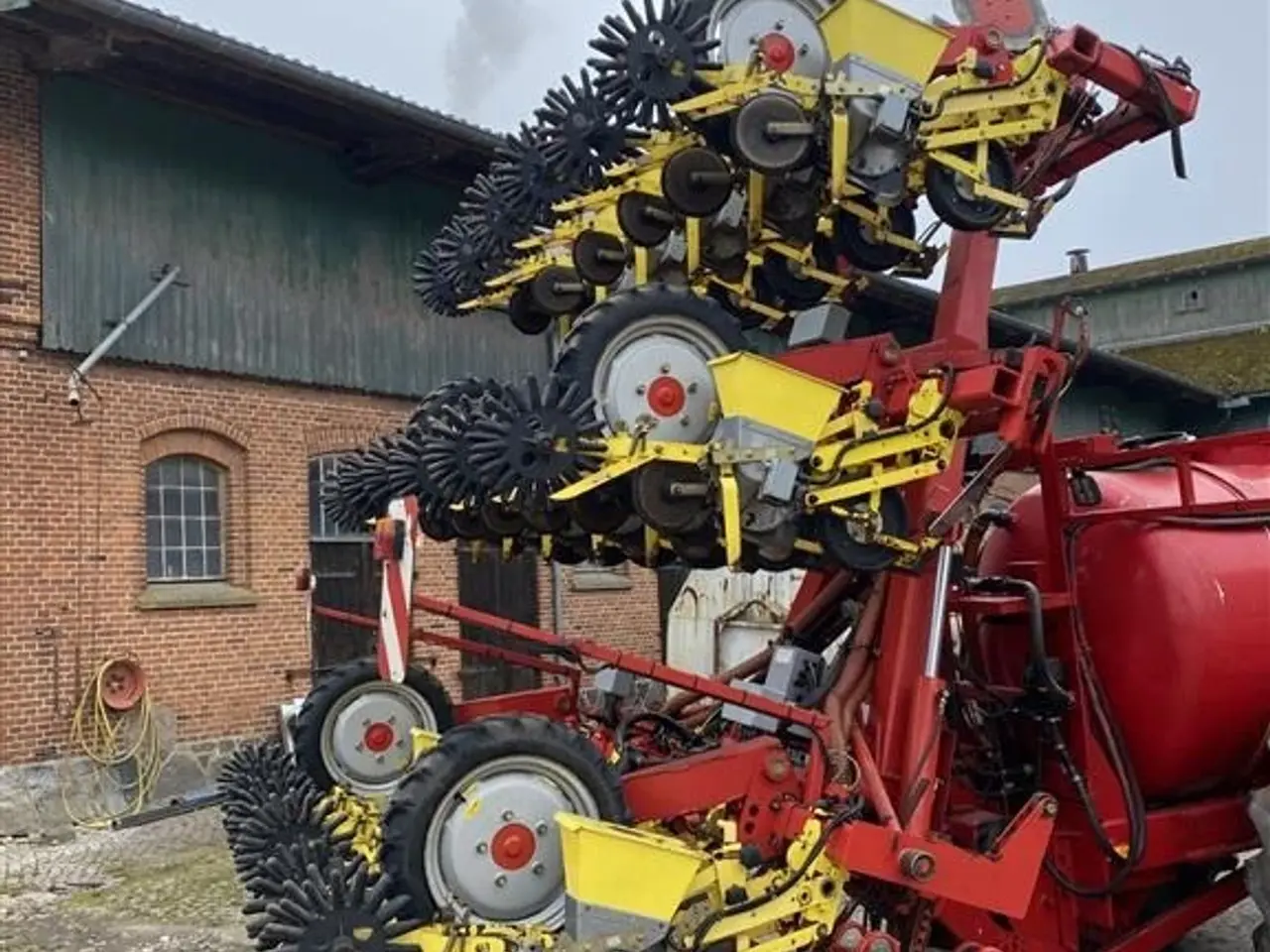Billede 2 - Kleine Unicorn SD18 med med 5.000 liters gødningsvogn