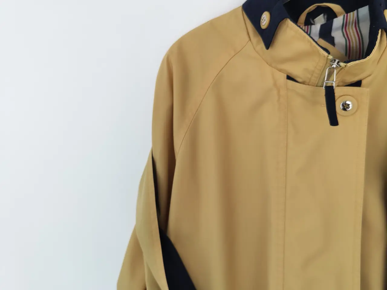 Billede 3 - 2 i 1 Junge vintage jakke, str. 46
