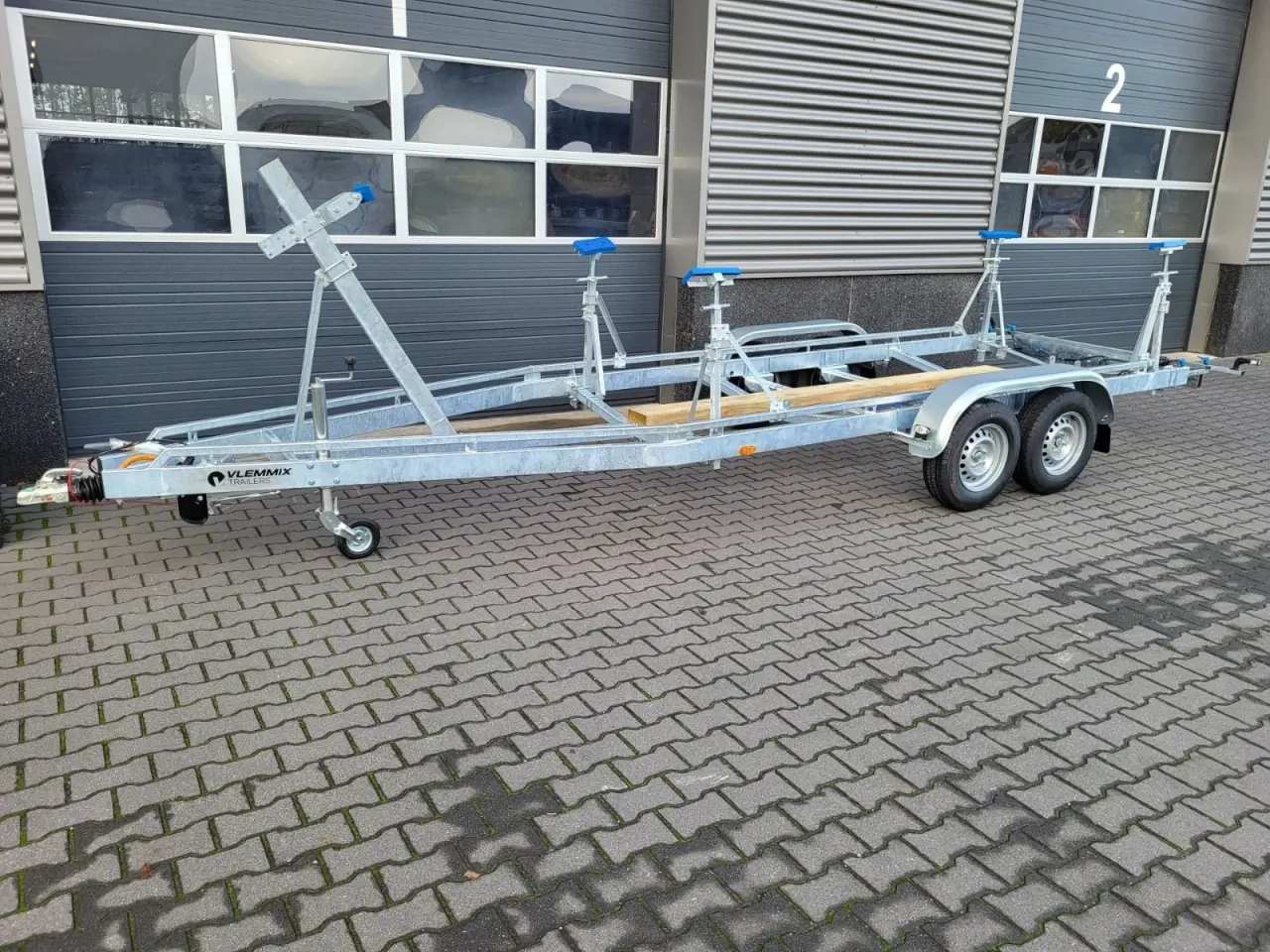 Billede 2 - Vlemmix Kølbådtrailer 700x220 3000