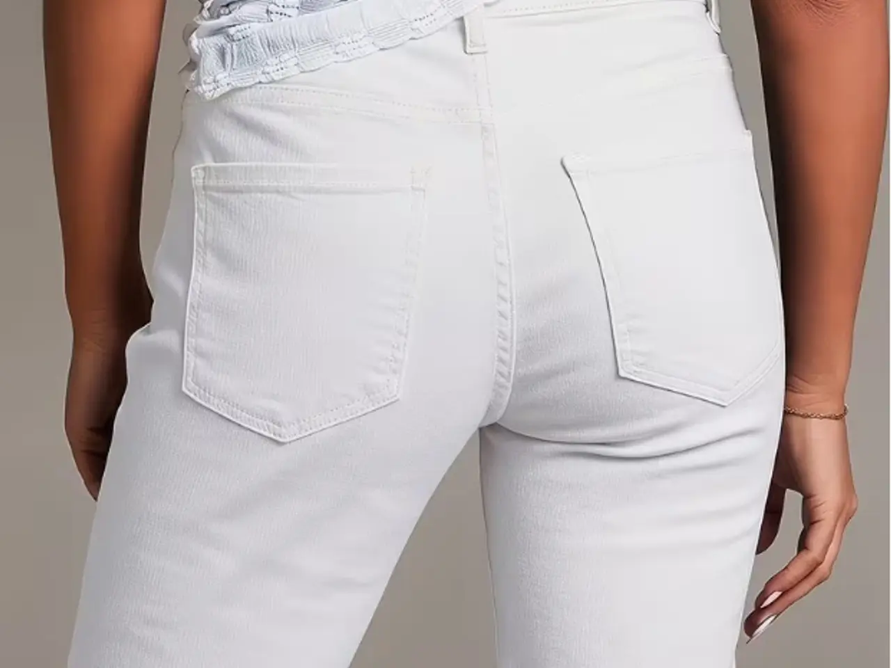 Billede 3 - Shorts, Højtaljede *NYE* Str. L