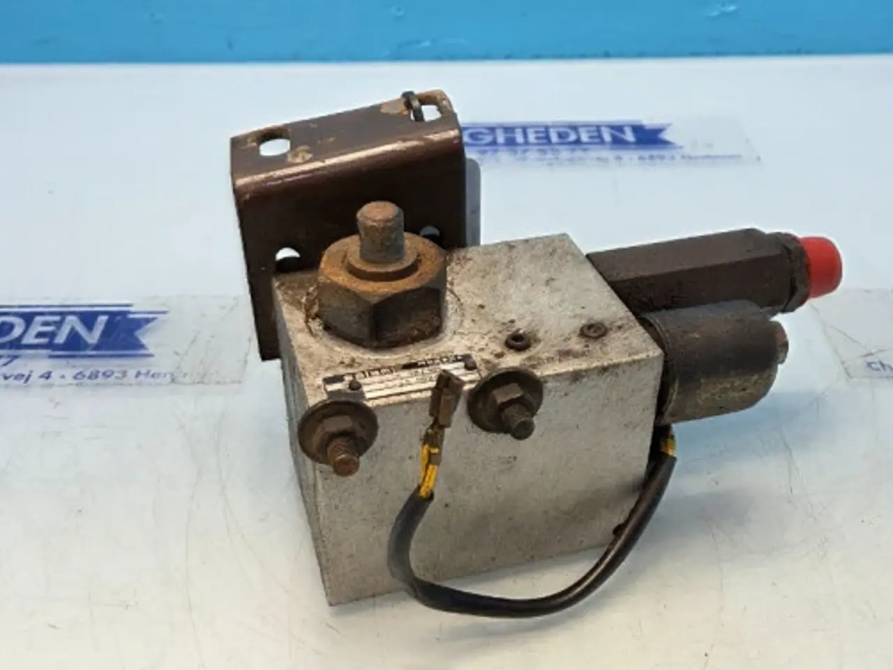 Billede 7 - Dronningborg D7500 Hydraulikventil 45110038