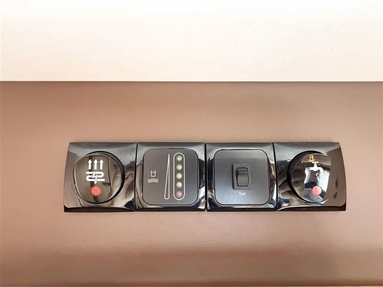 Billede 21 - 2015 - LMC Musica 520 D Franskseng-Gulvtemp.-Mover-Telt