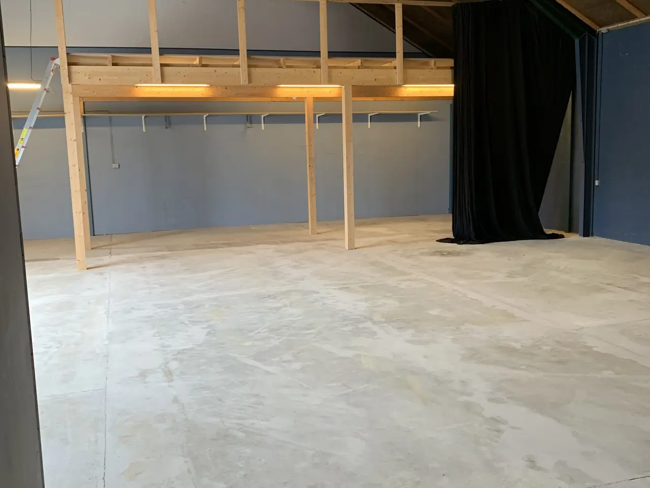 Billede 9 - 176 m2. i stort erhvervsområde i Ringsted med stor port