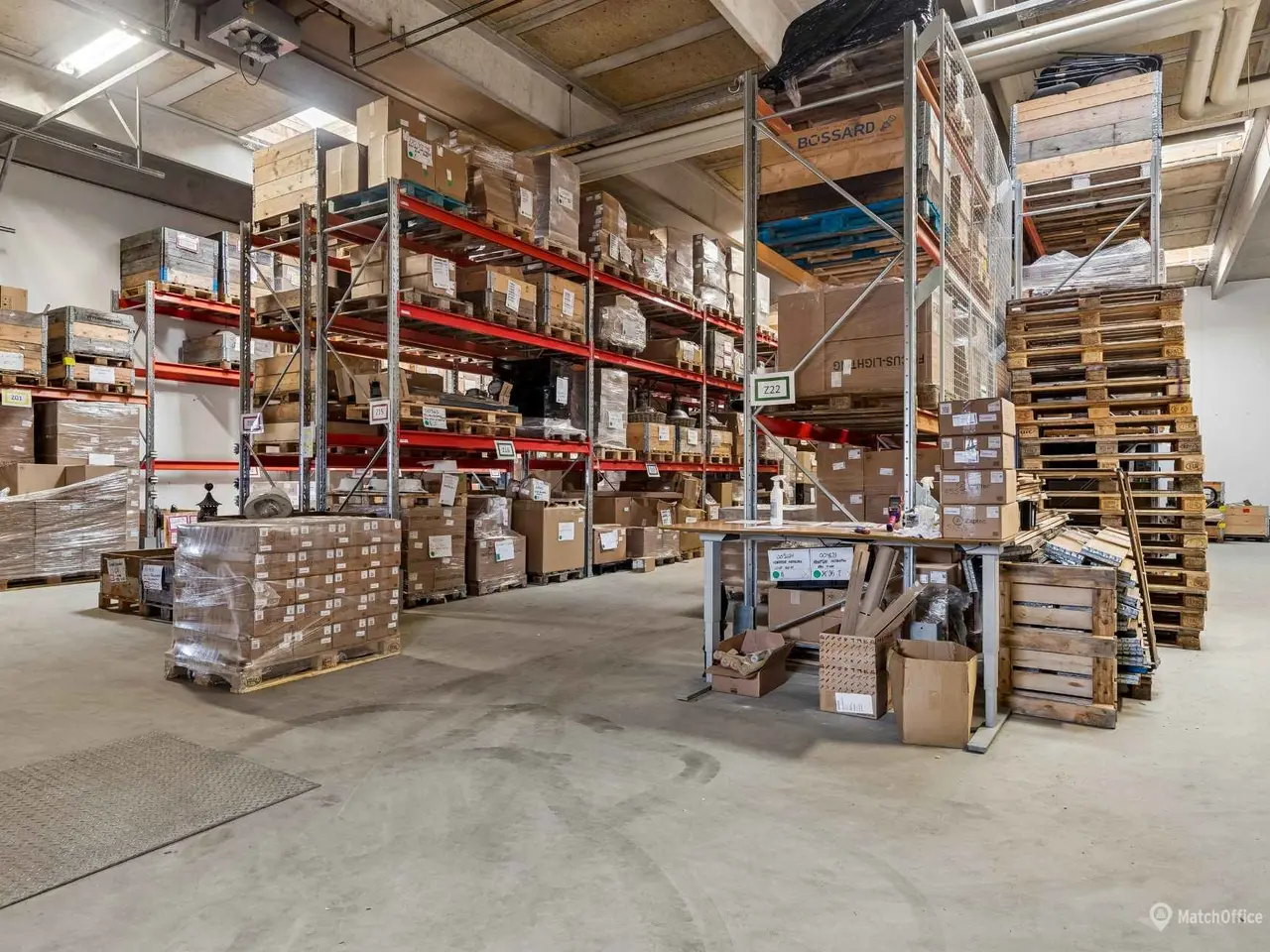 Billede 2 - 403m² højloftet lager på Avedøre Holme