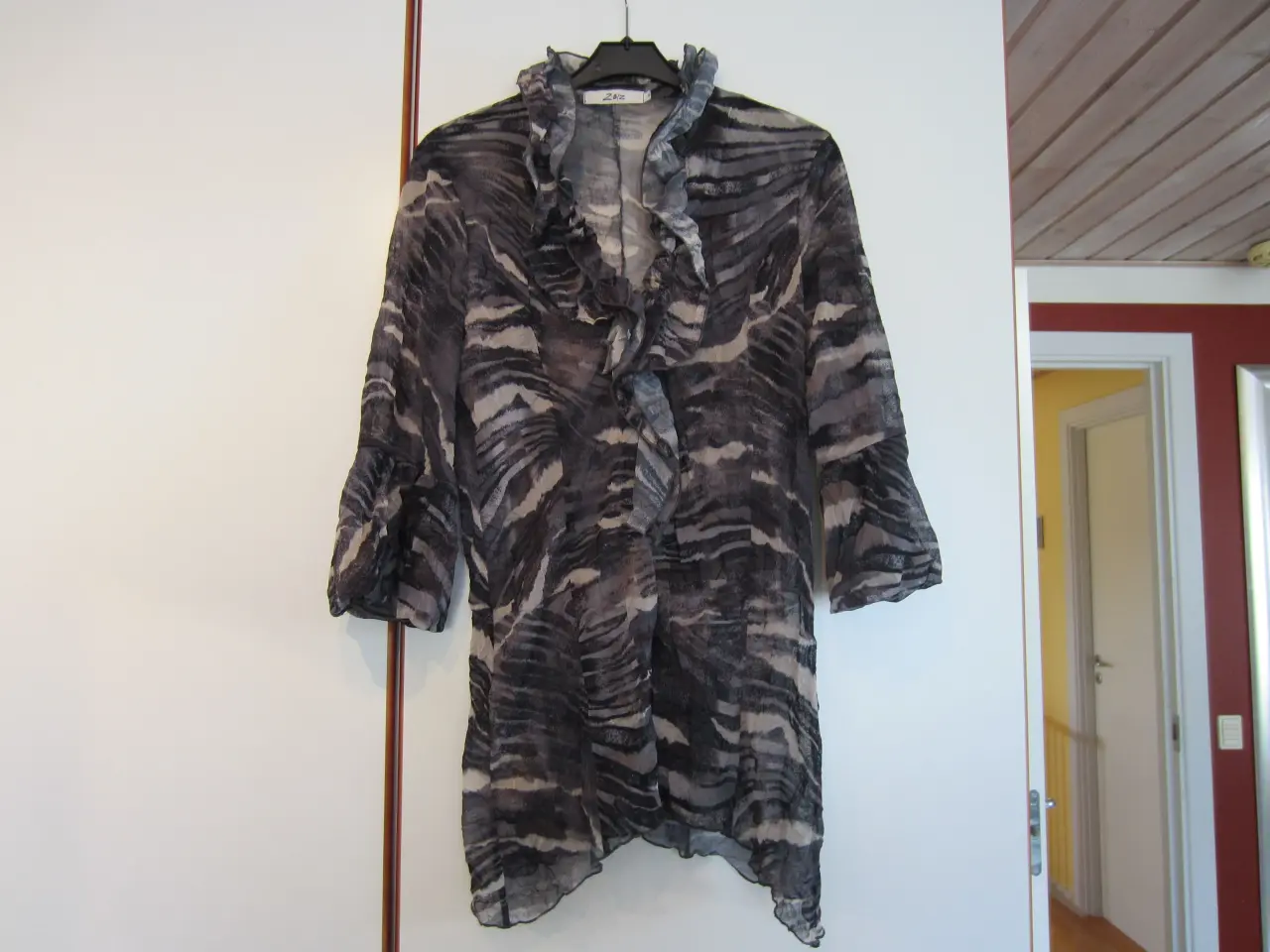Billede 1 - Smart bluse - skjorte fra 2 Biz i str. M
