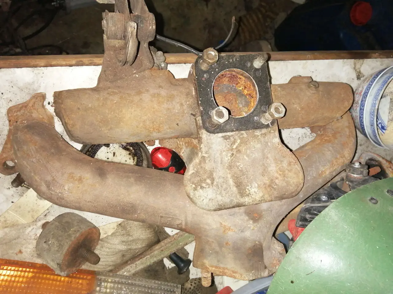 Billede 1 - Volvo b20: Manifold