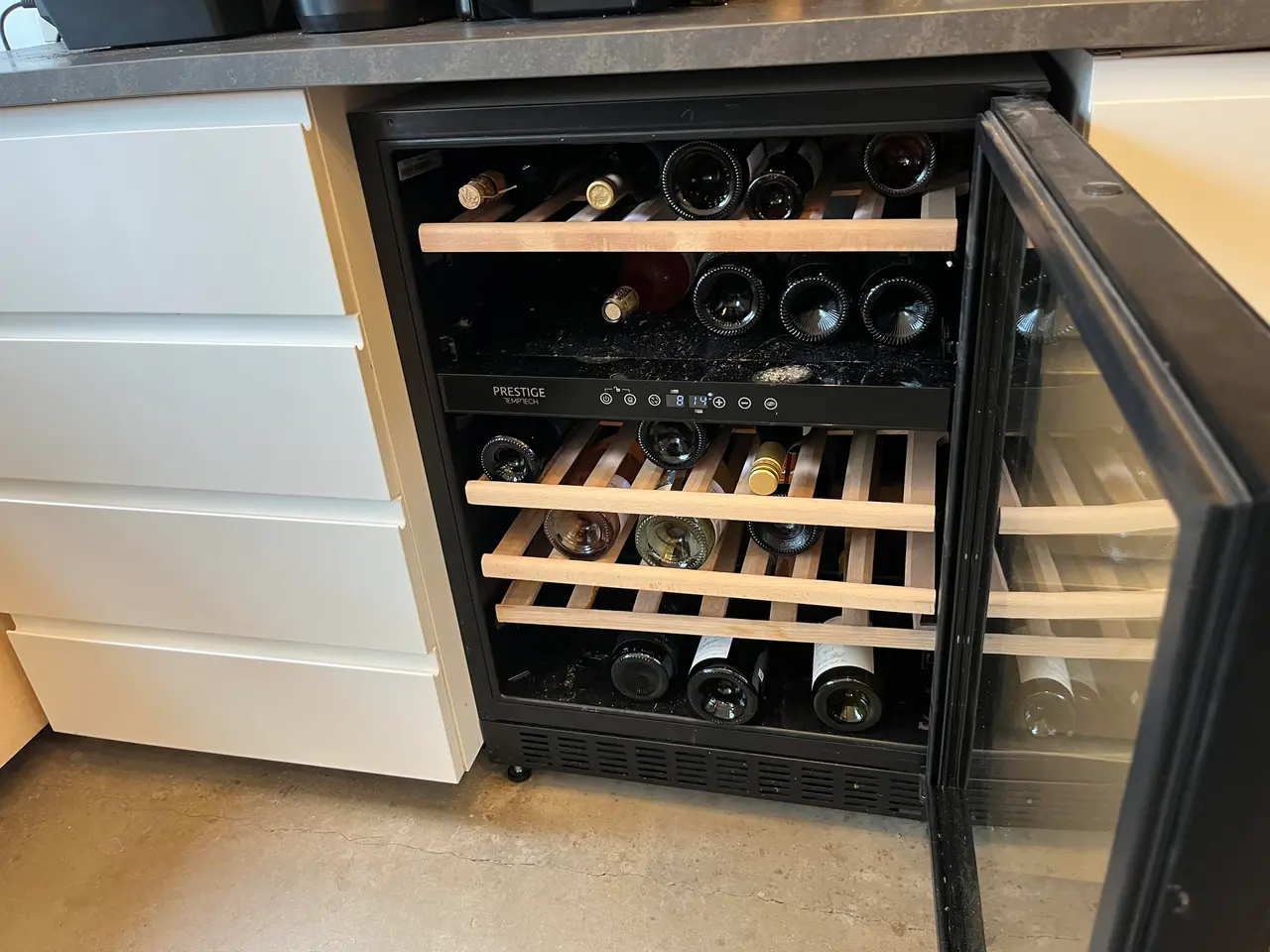 Billede 2 - Vinkøleskab TEMPTECH Prestige