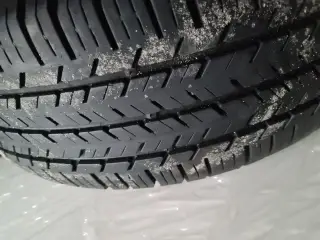 Sommerdæk på fælge til varevogn ford costum