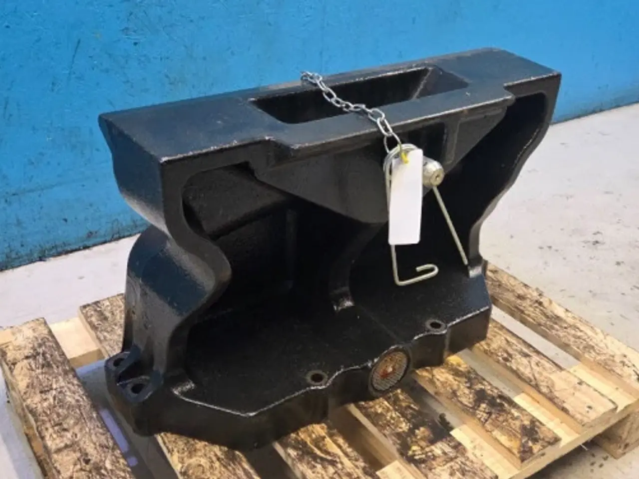 Billede 6 - Case Farmall 115C Frontvægt Holder 84313805