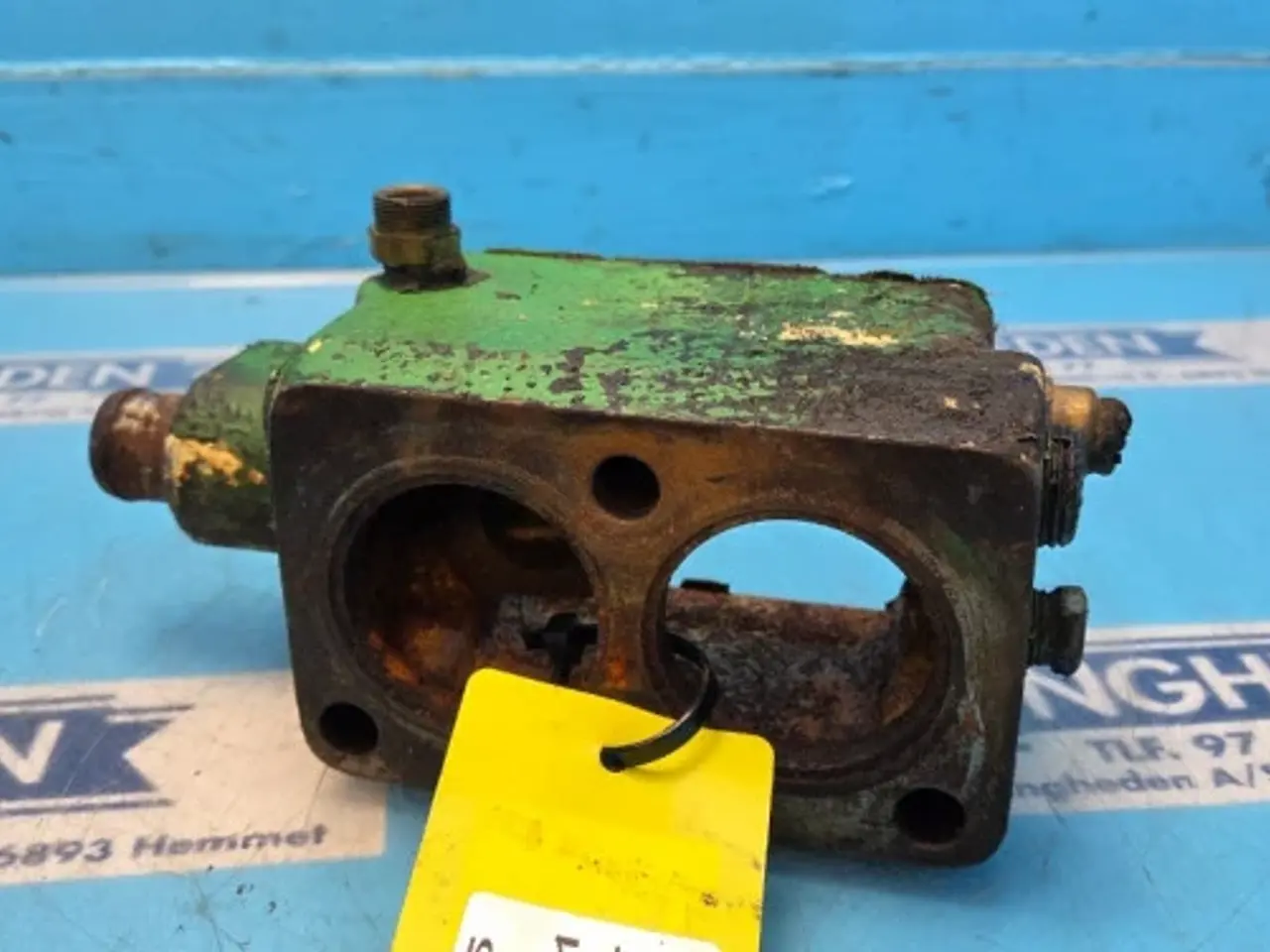 Billede 6 - John Deere 6125HZ001 Thermostat Hus RE501605