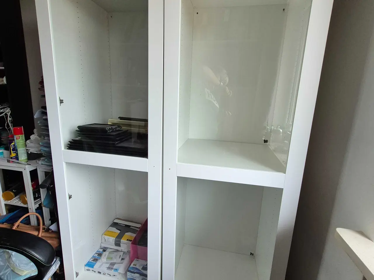 Billede 2 -  2 stkSkab fra ikea m/ glas låg 