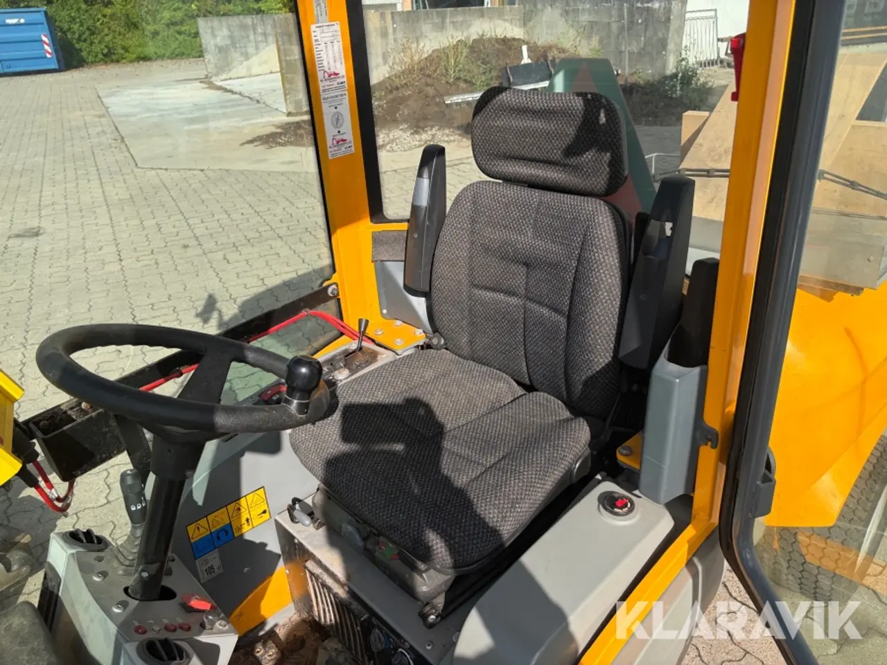 Billede 11 - Redskabsbærer Stiga Titan 740 DCR 4WD med tilbehør
