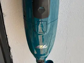 Makita DCL282F støvsuger