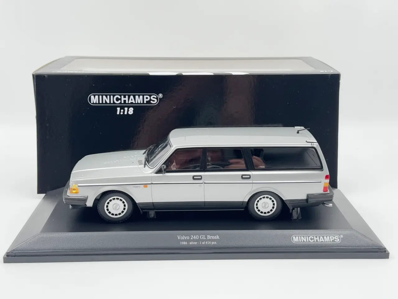 Billede 2 - 1986 Volvo 240 GL Break / Stationcar - 1:18