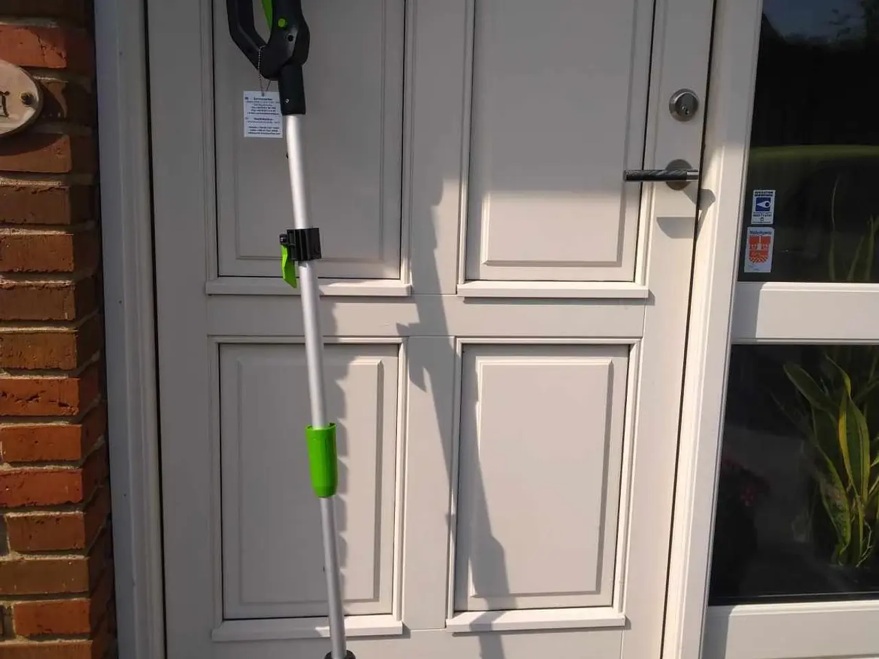 Billede 4 - Batteridreven græstrimmer - GARDEN
