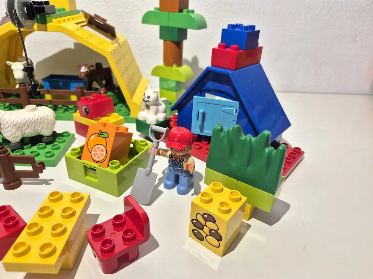 Billede 2 - Duplo Bondegård, Dyr, Traktor, Bygningsdele samt f