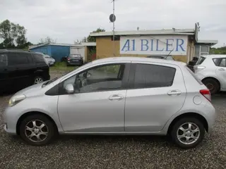 Toyota Yaris 1,0 T1