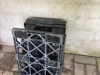 Plastik paller