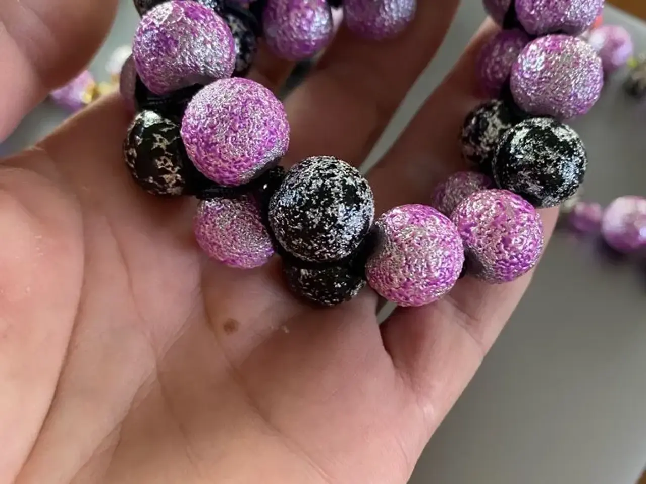 Billede 5 - Nye knyttede armbånd