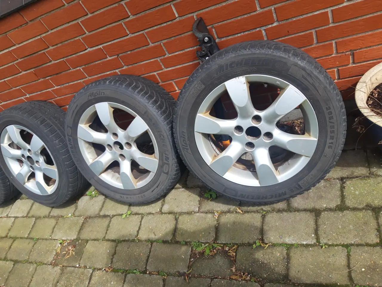 Billede 2 - 4 stk Orginale Peugeot alufælge sælges