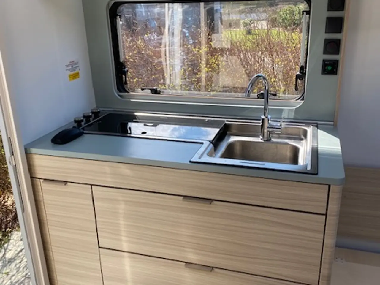 Billede 10 - Adria Althea 402ph i topstand