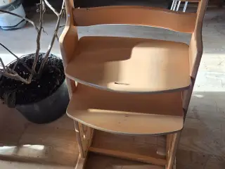 Fin højstol sælges