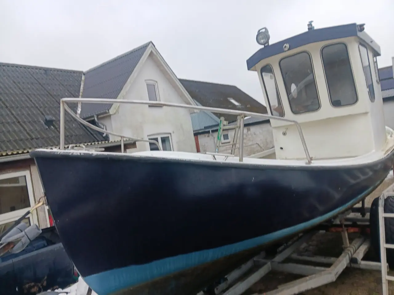 Billede 1 - 21 tommer fiskebåd med dam 